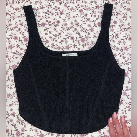 Aritzia Sculpt Knit Bustier Tank - Size M. Brand new! - Picture 1 of 5